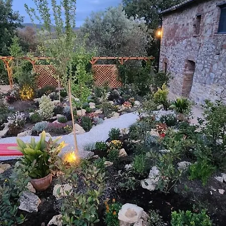 Rustic Tuscan Immersed In Nature And Tranquility Casa vacanze