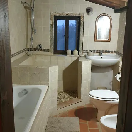 Rustic Tuscan Immersed In Nature And Tranquility בית נופש